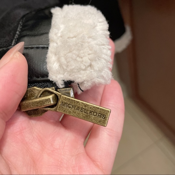 Michael Kors Heavy Jacket - Picture 3 of 4